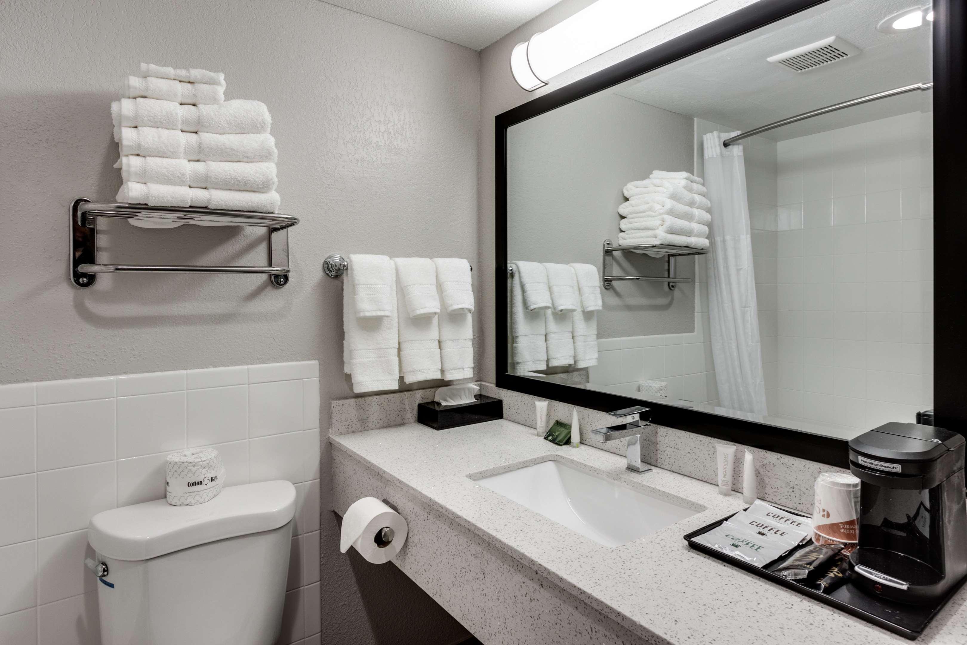 Days Inn & Suites By Wyndham سبوكين المظهر الخارجي الصورة