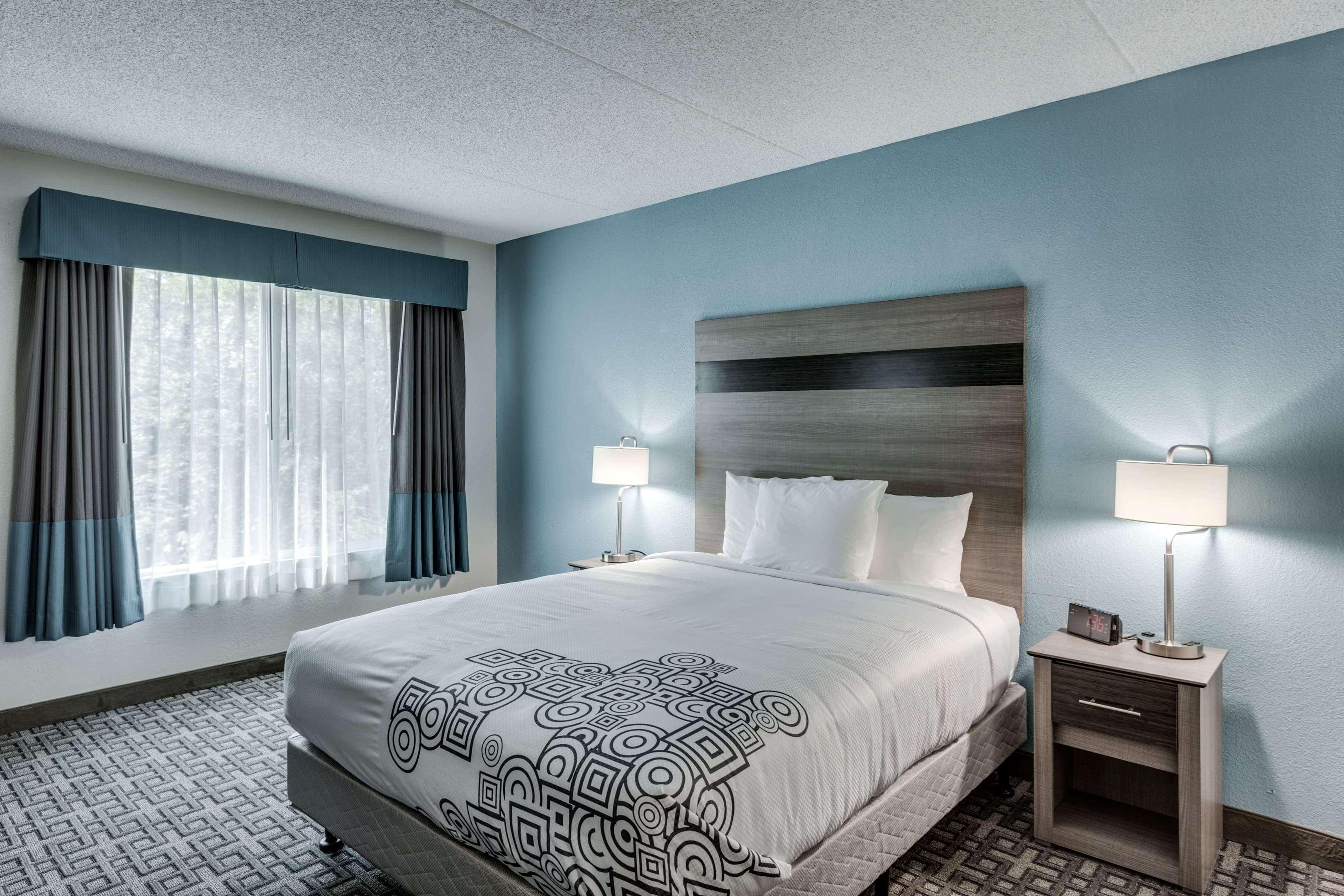 Days Inn & Suites By Wyndham سبوكين المظهر الخارجي الصورة