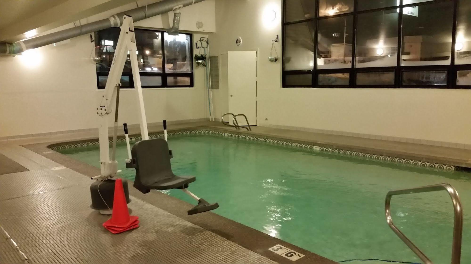 Days Inn & Suites By Wyndham سبوكين المظهر الخارجي الصورة